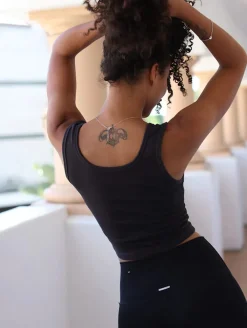 Bra:30 Scoop Back Crop Top